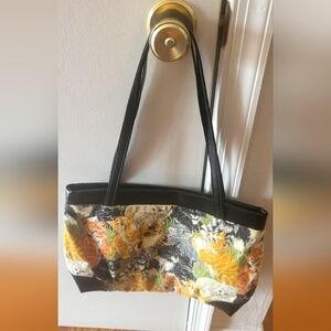 Large Feline Cat Tote with Straps